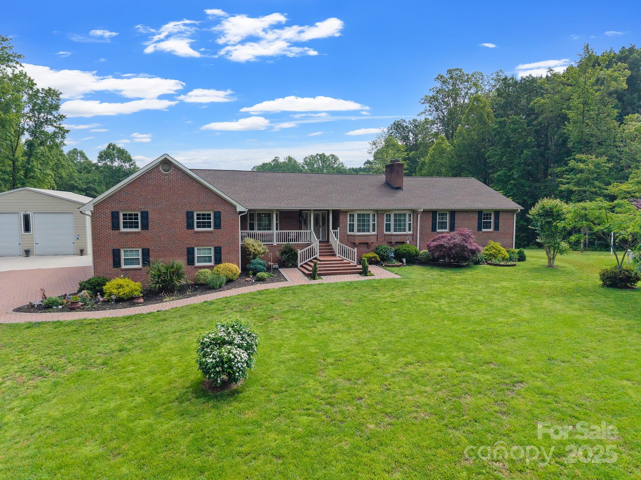 6571 Woodmere Drive