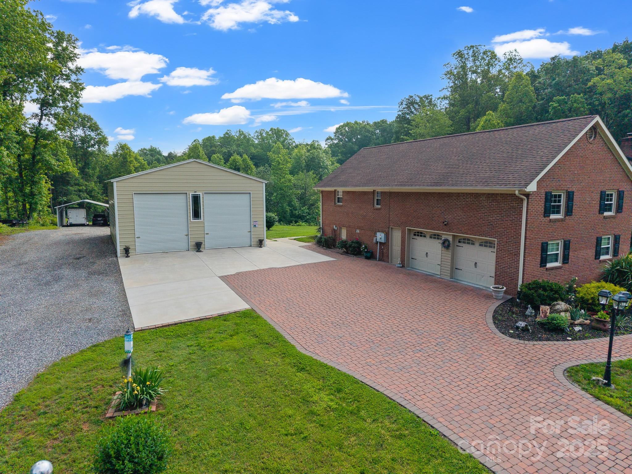 6571 Woodmere Drive