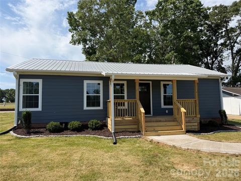Photo of 6123 Flay Road, Cherryville, NC 28021 (MLS # 4382632)