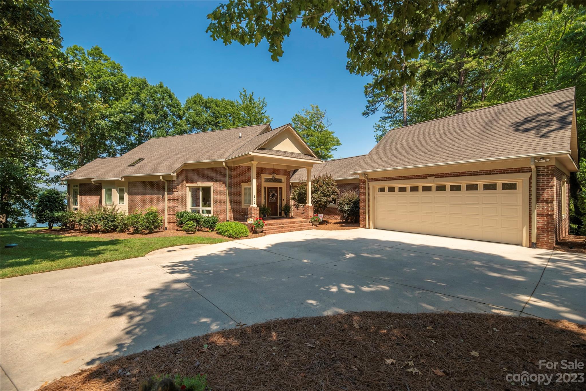 Nixon Heights - Residential