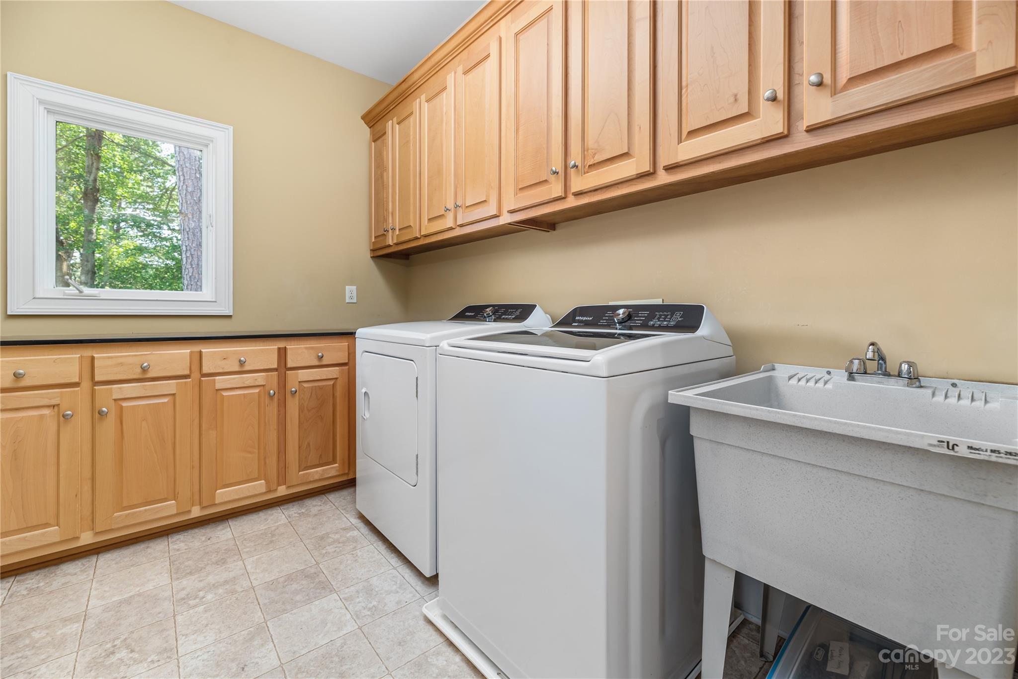 Nixon Heights - Residential