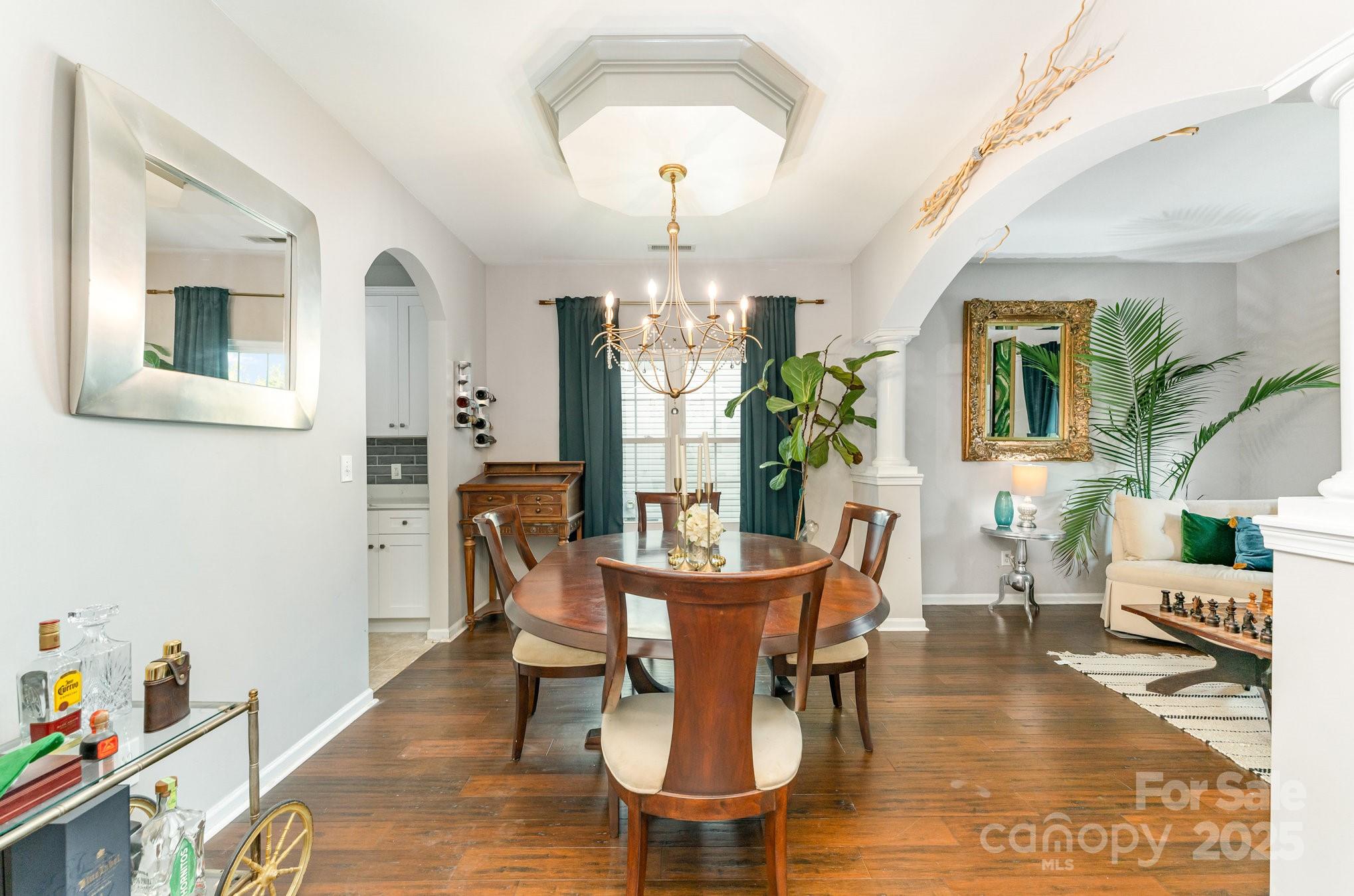 4194 Clifftonville Avenue SW