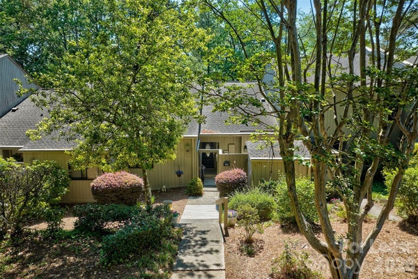114 PINE GROVE CIR, CLOVER, SC 29710 - Image 7066e049144d3c2fa0bb115c4adecd09/2037832928