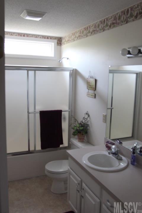 South Lakes - Residential