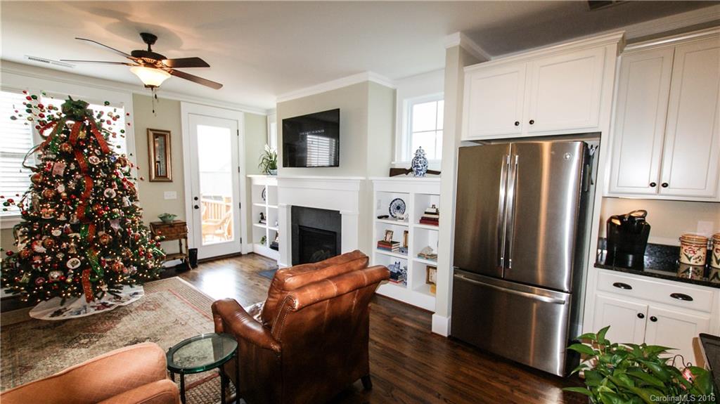 Riverwalk - Residential