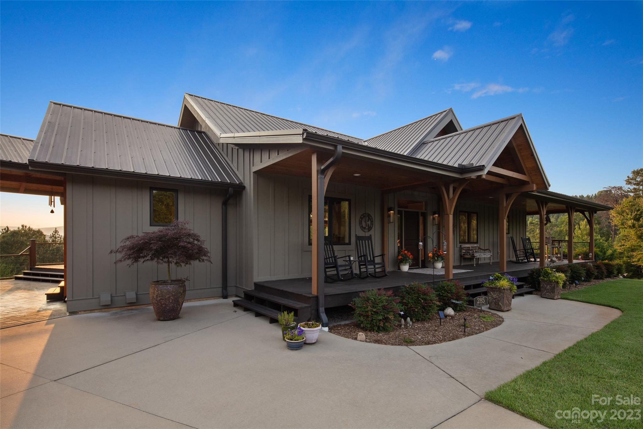 Red Tail Run - Residential