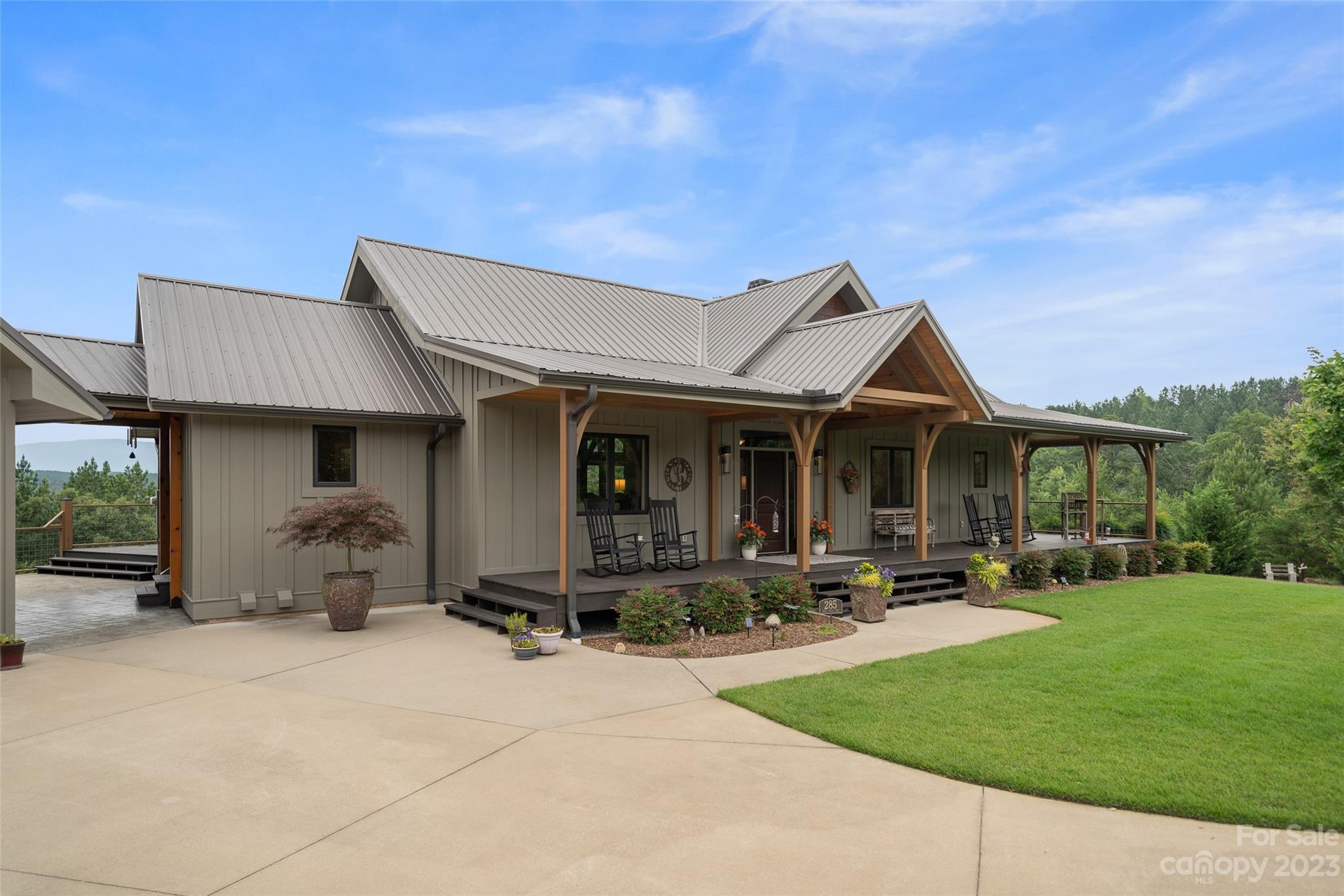 Red Tail Run - Residential