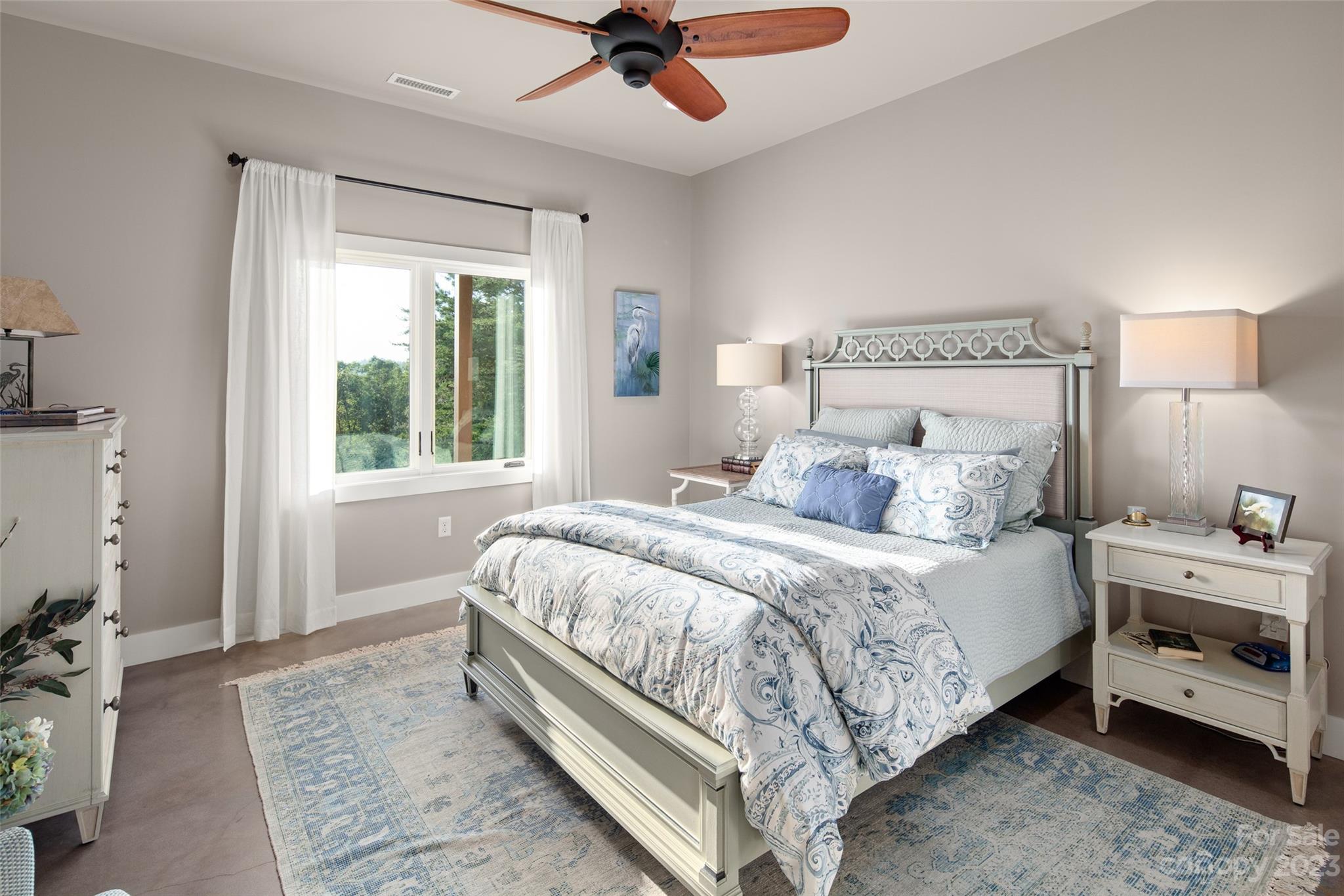 Red Tail Run - Residential