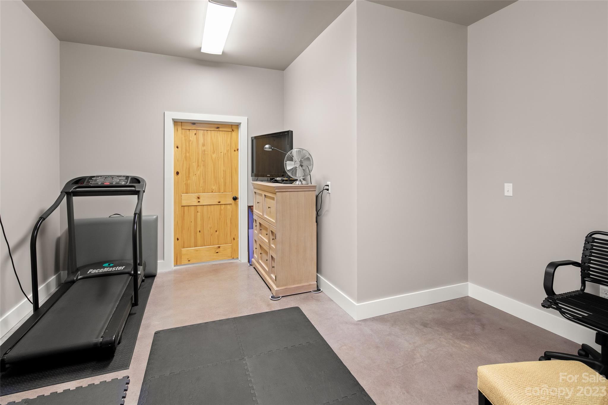 Red Tail Run - Residential