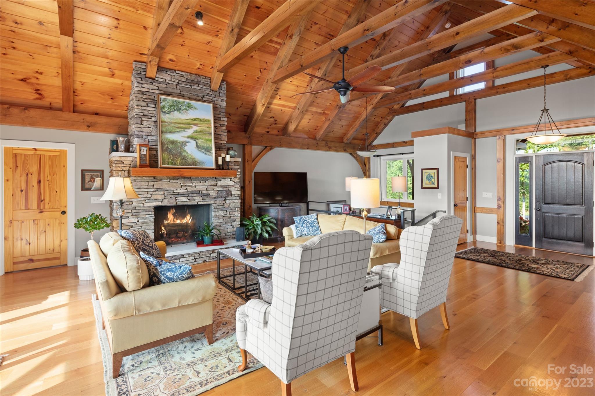 Red Tail Run - Residential