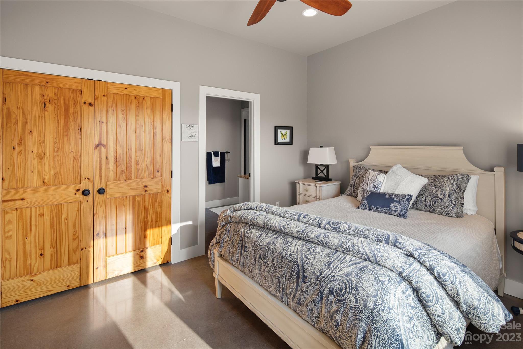 Red Tail Run - Residential