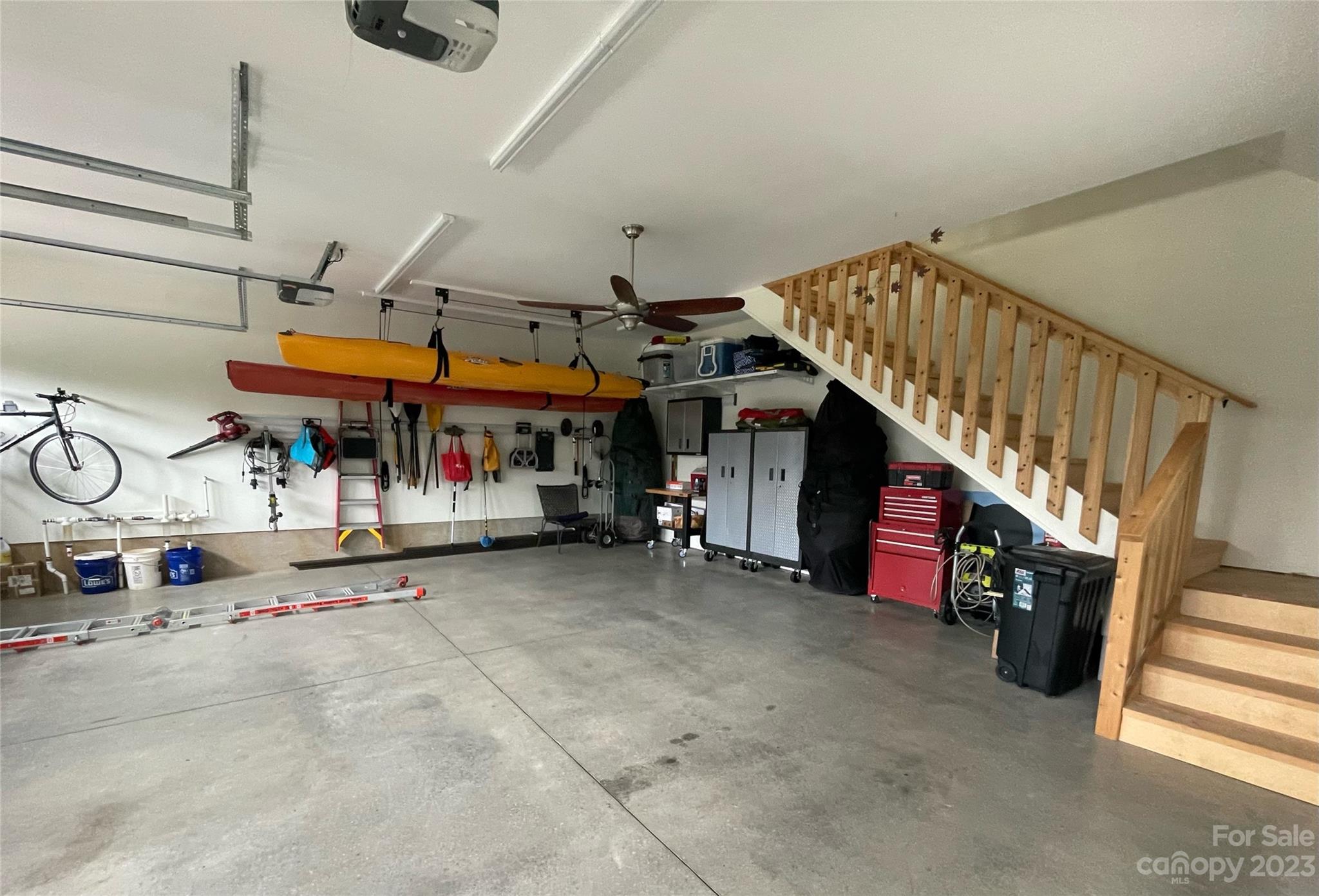 Red Tail Run - Residential