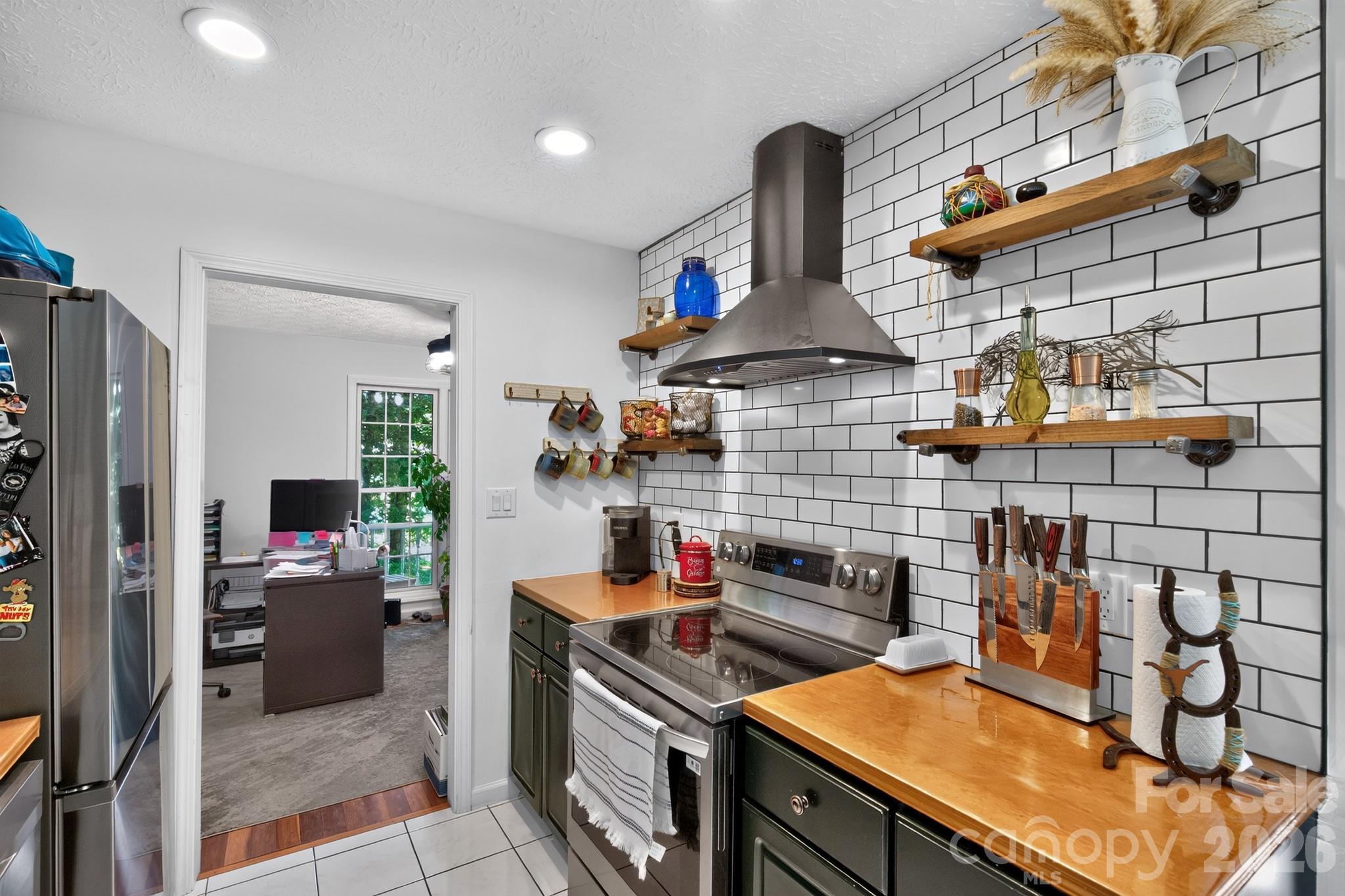 163 Canaan Drive