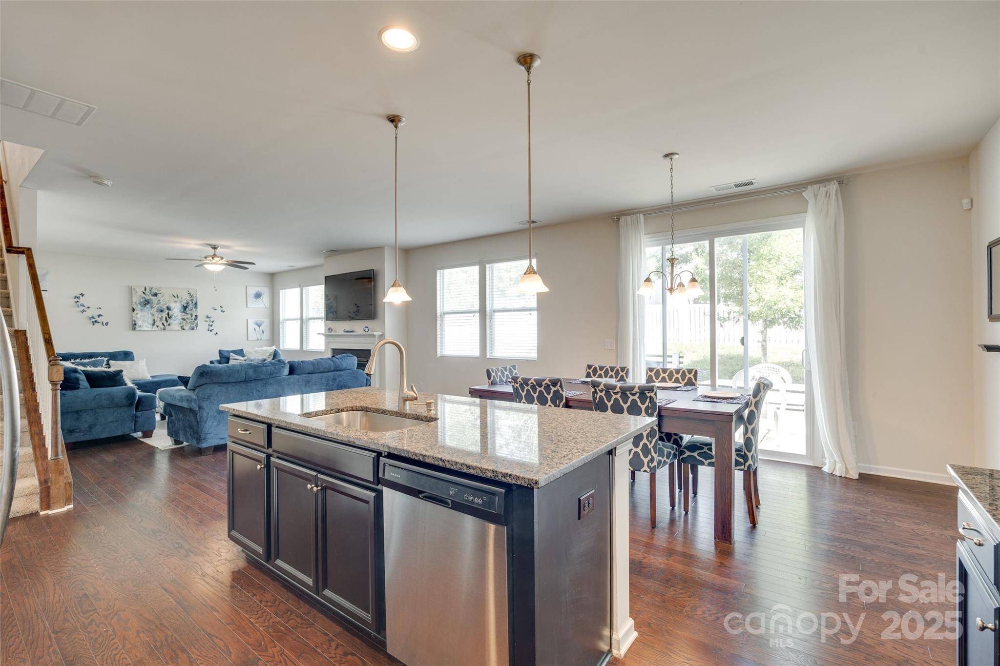 Kings Grove Manor - Residential