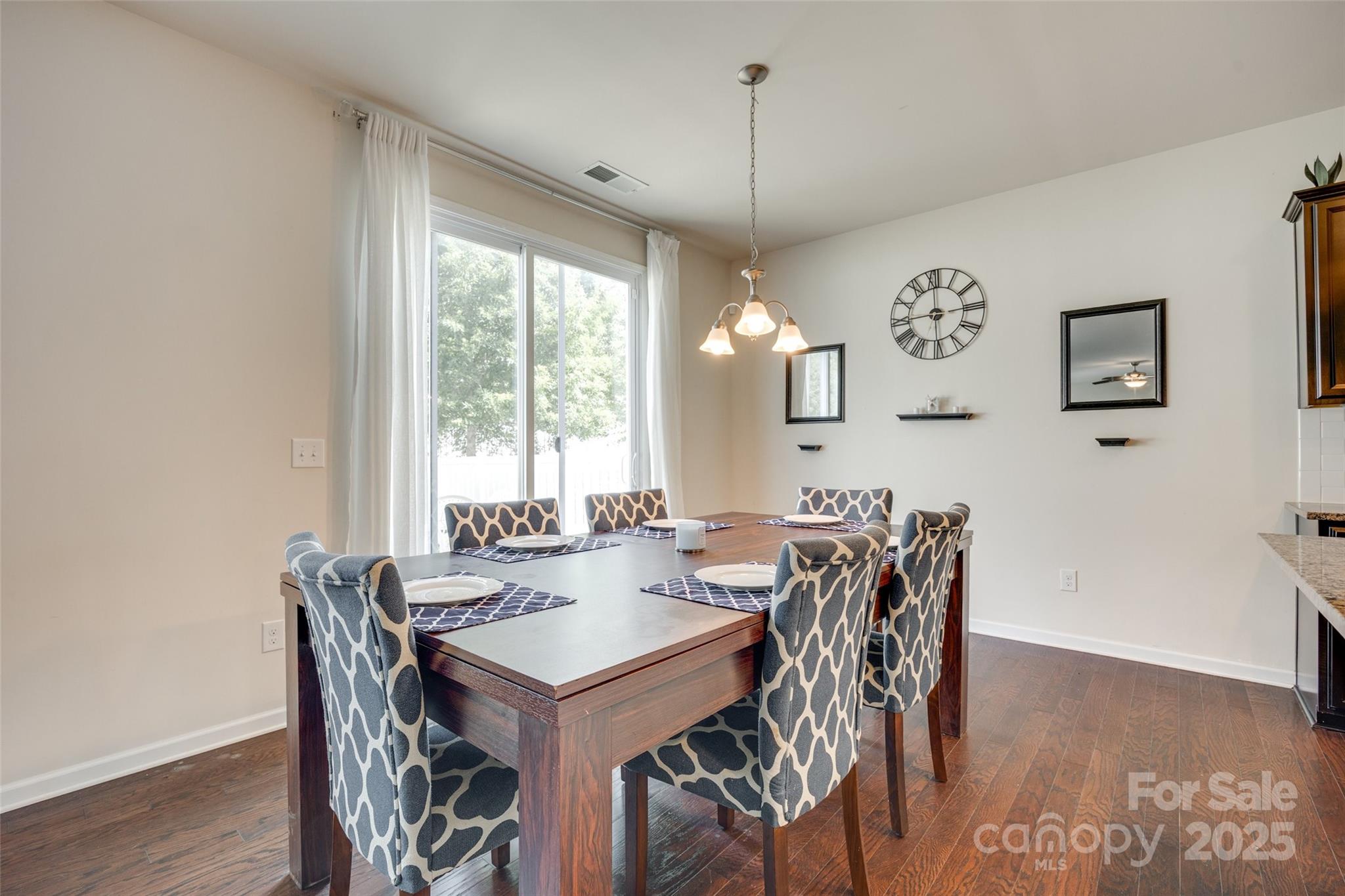 Kings Grove Manor - Residential