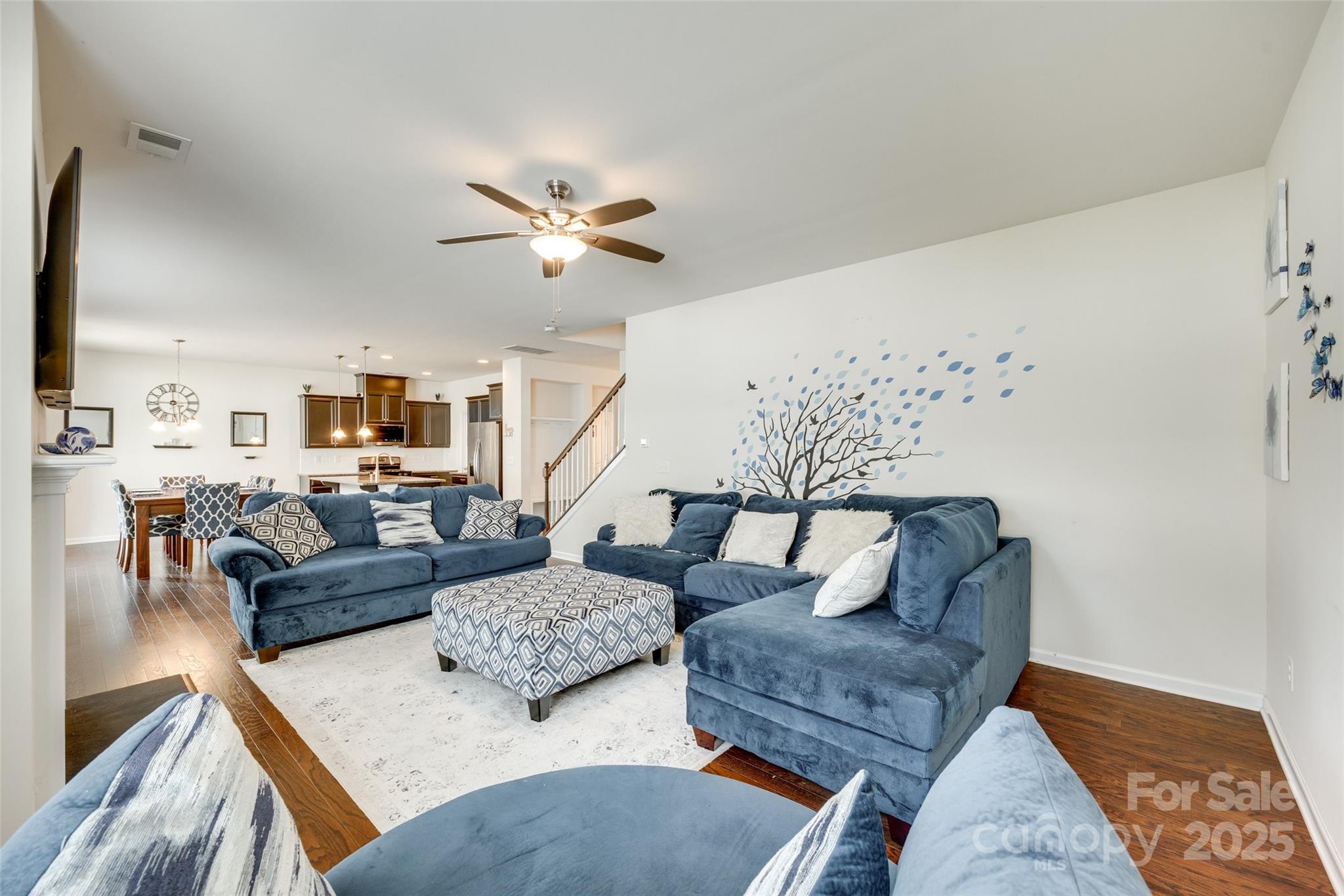 Kings Grove Manor - Residential