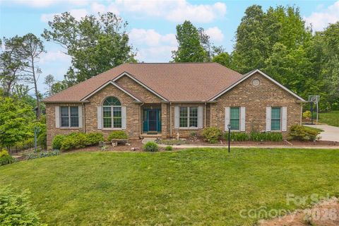 Photo of 8 Ridgemont Drive, Weaverville, NC 28787 (MLS # 4380731)