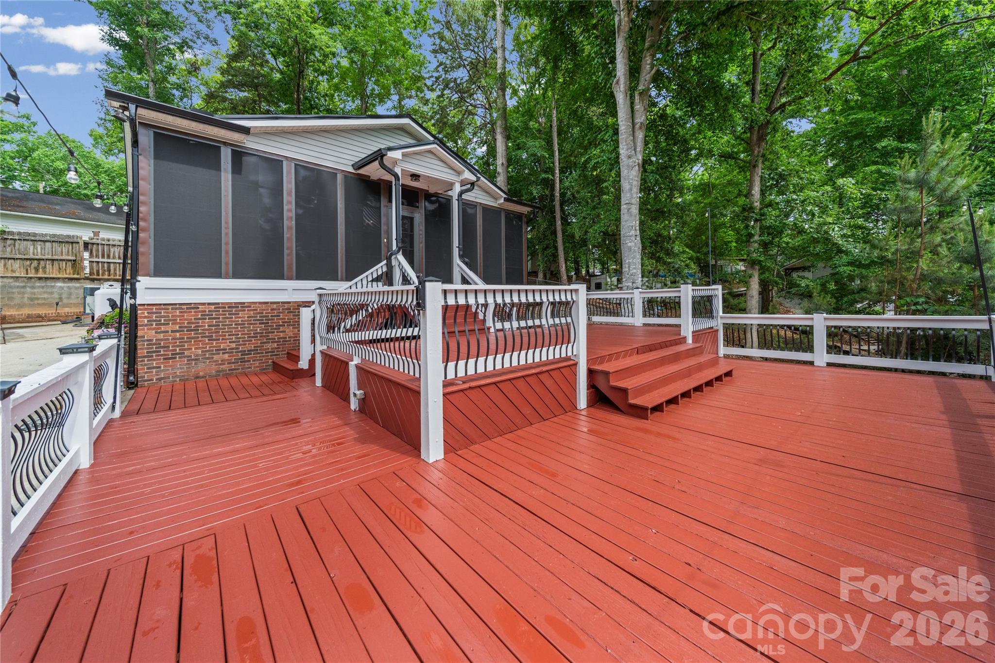 Twin Harbor - Residential