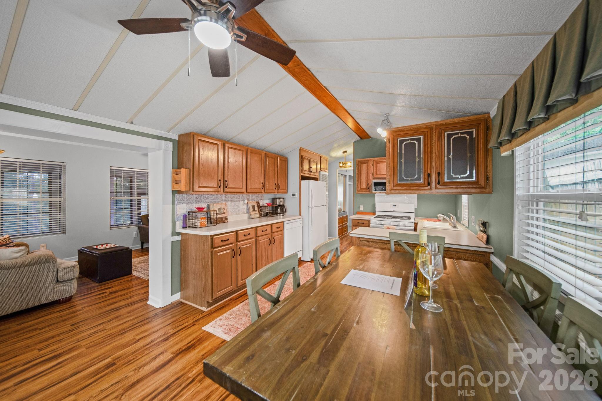 Twin Harbor - Residential