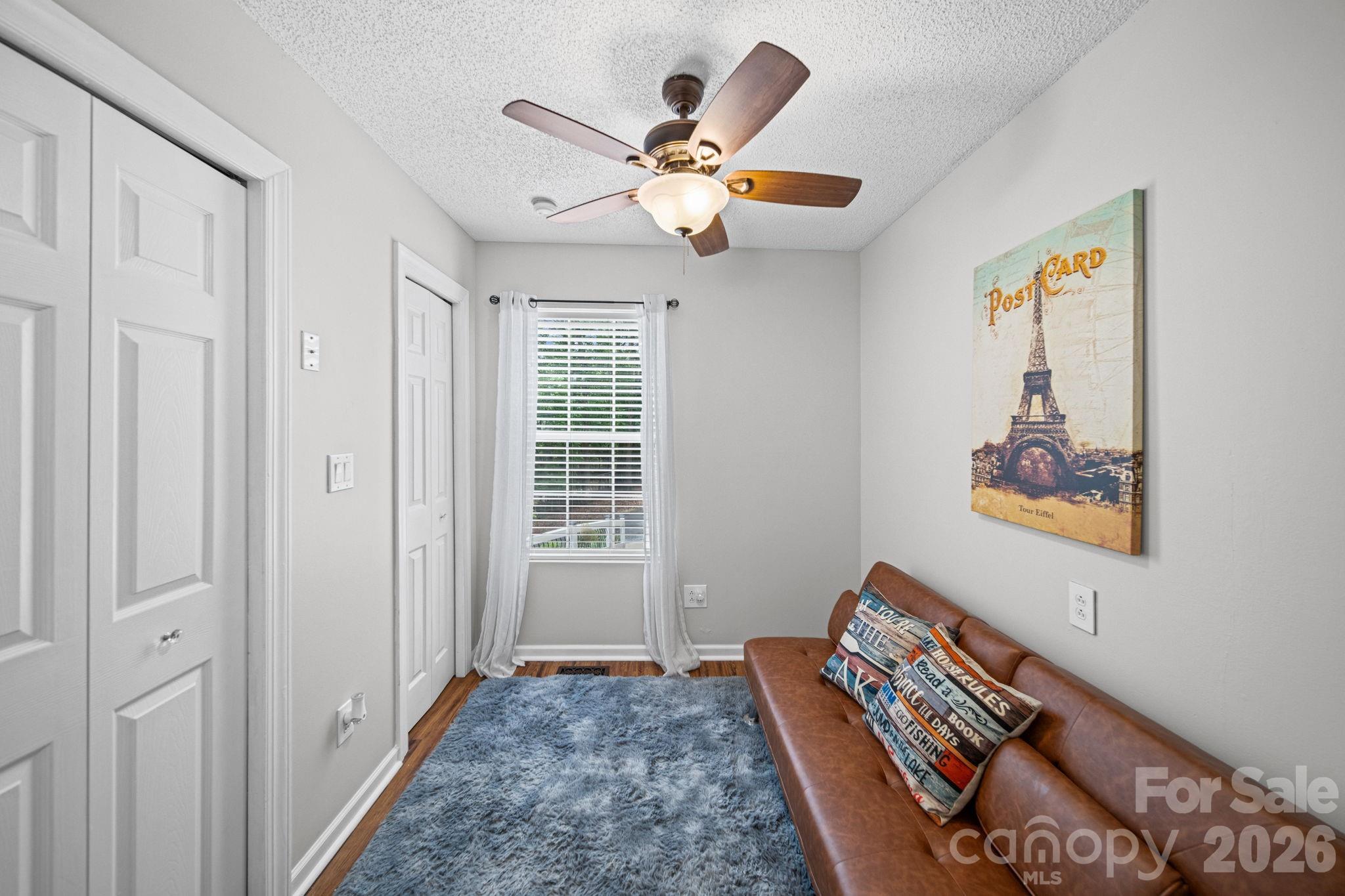 Twin Harbor - Residential