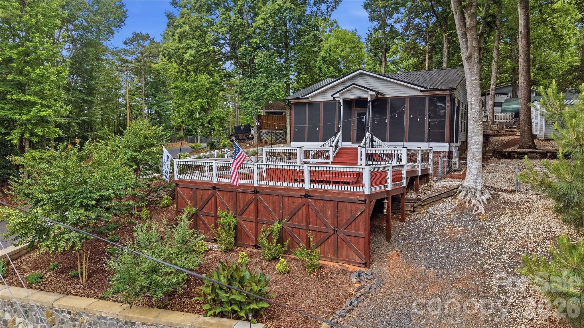 Twin Harbor - Residential