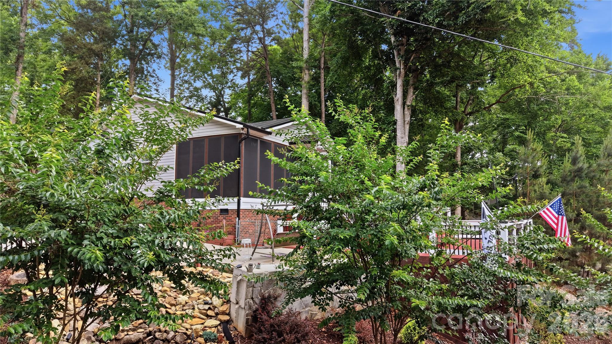 Twin Harbor - Residential
