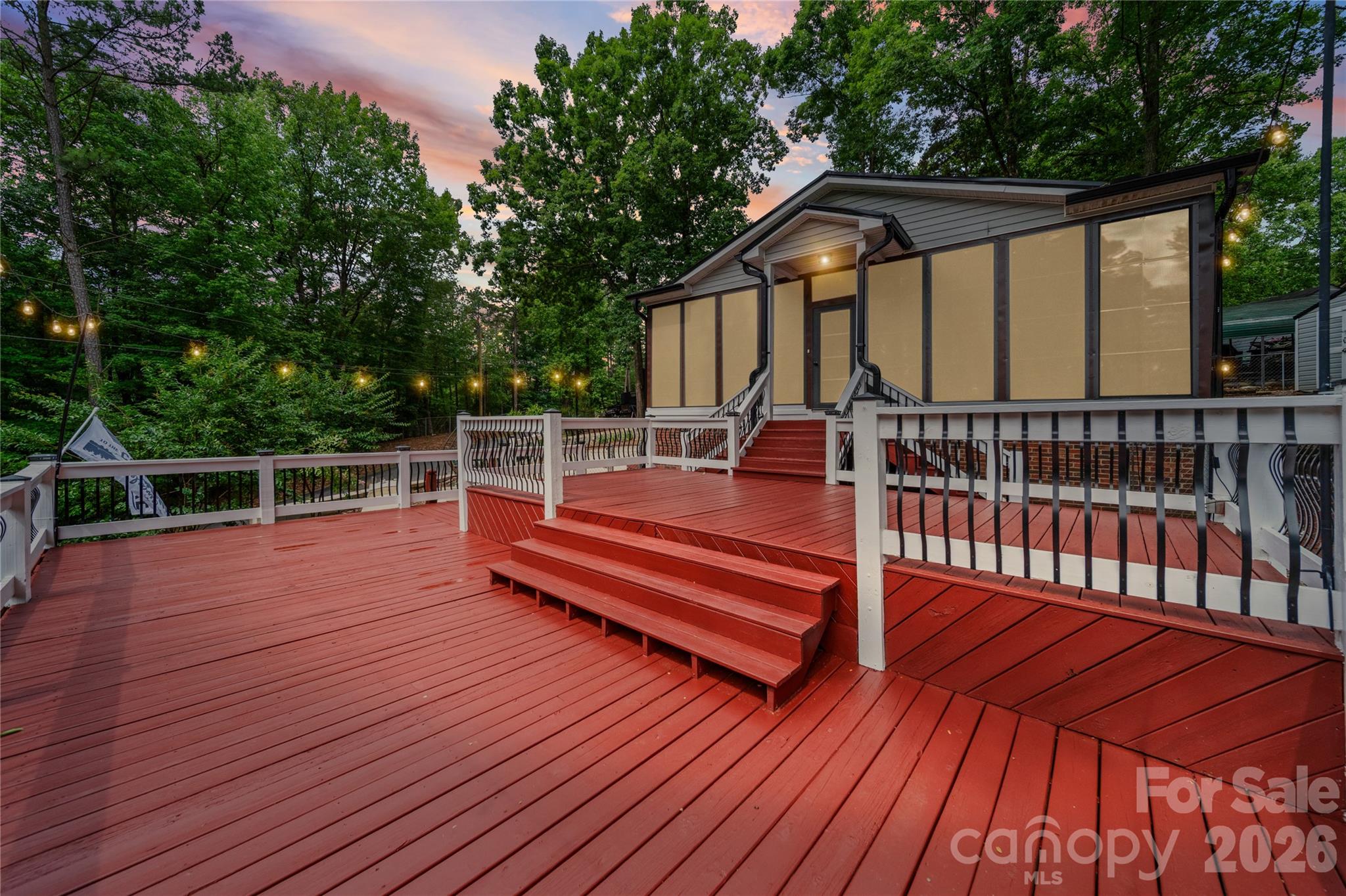 Twin Harbor - Residential