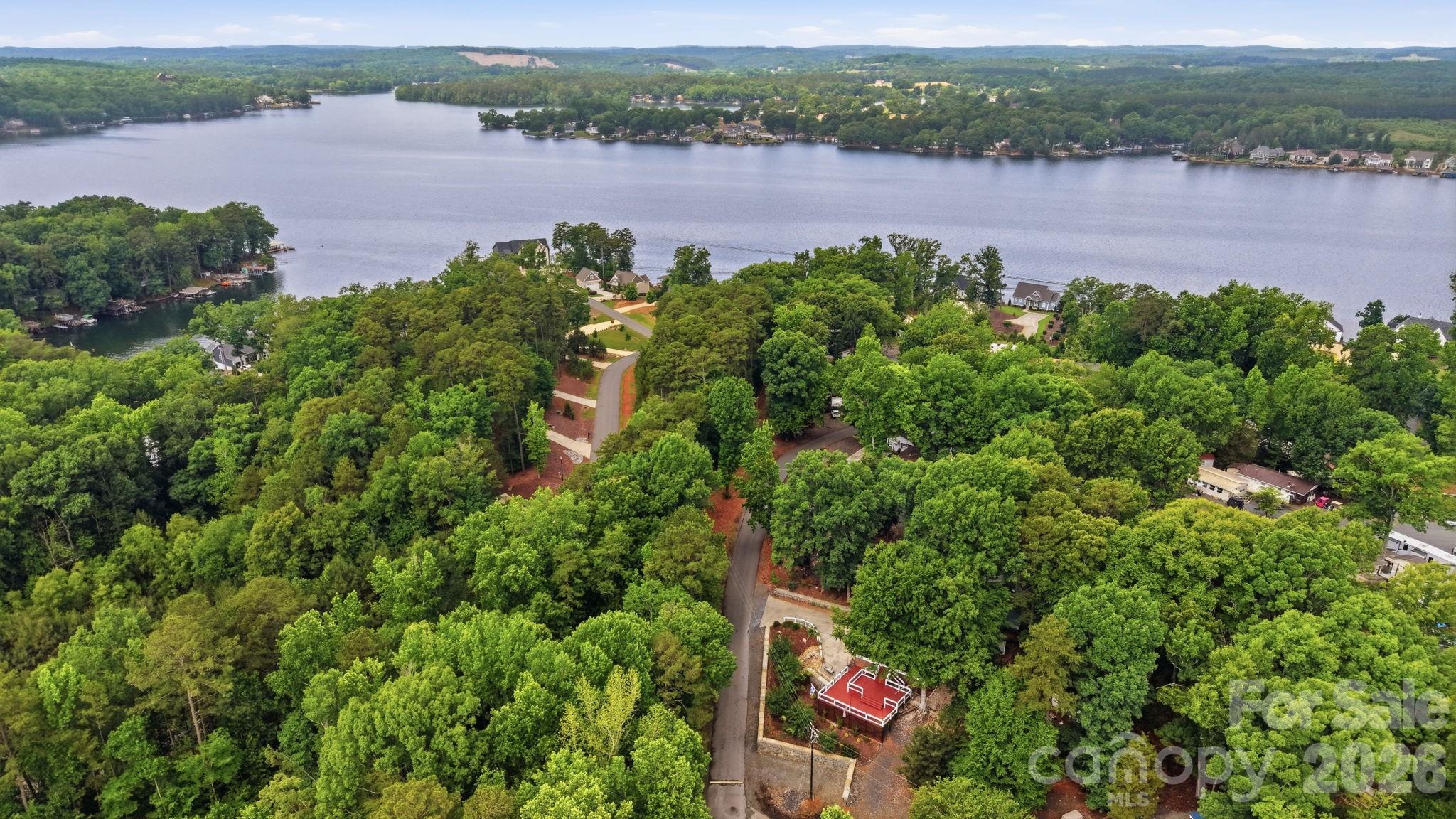 Twin Harbor - Residential