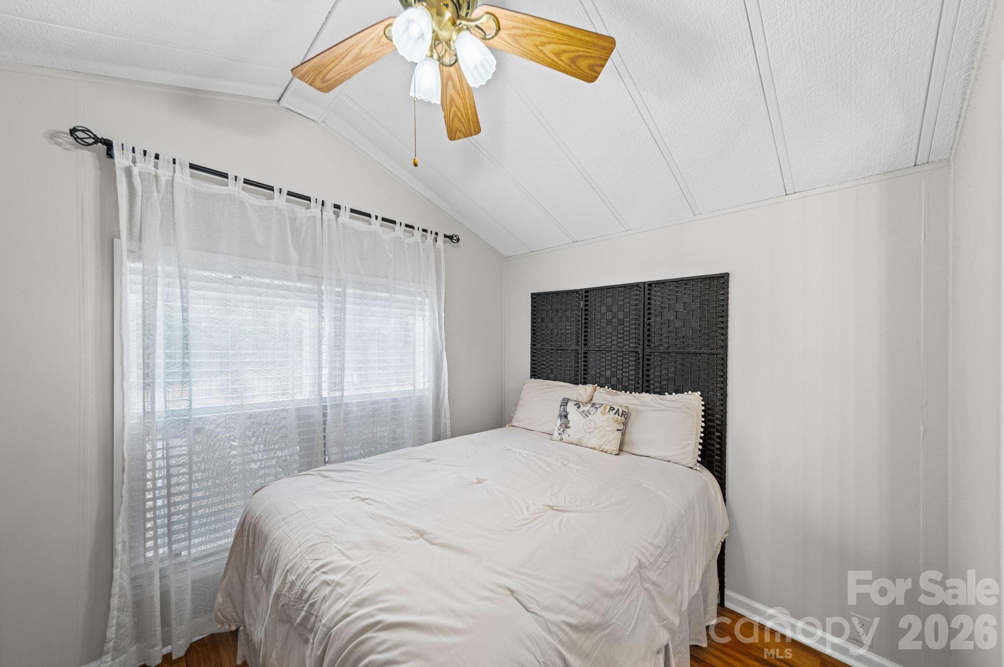 Twin Harbor - Residential