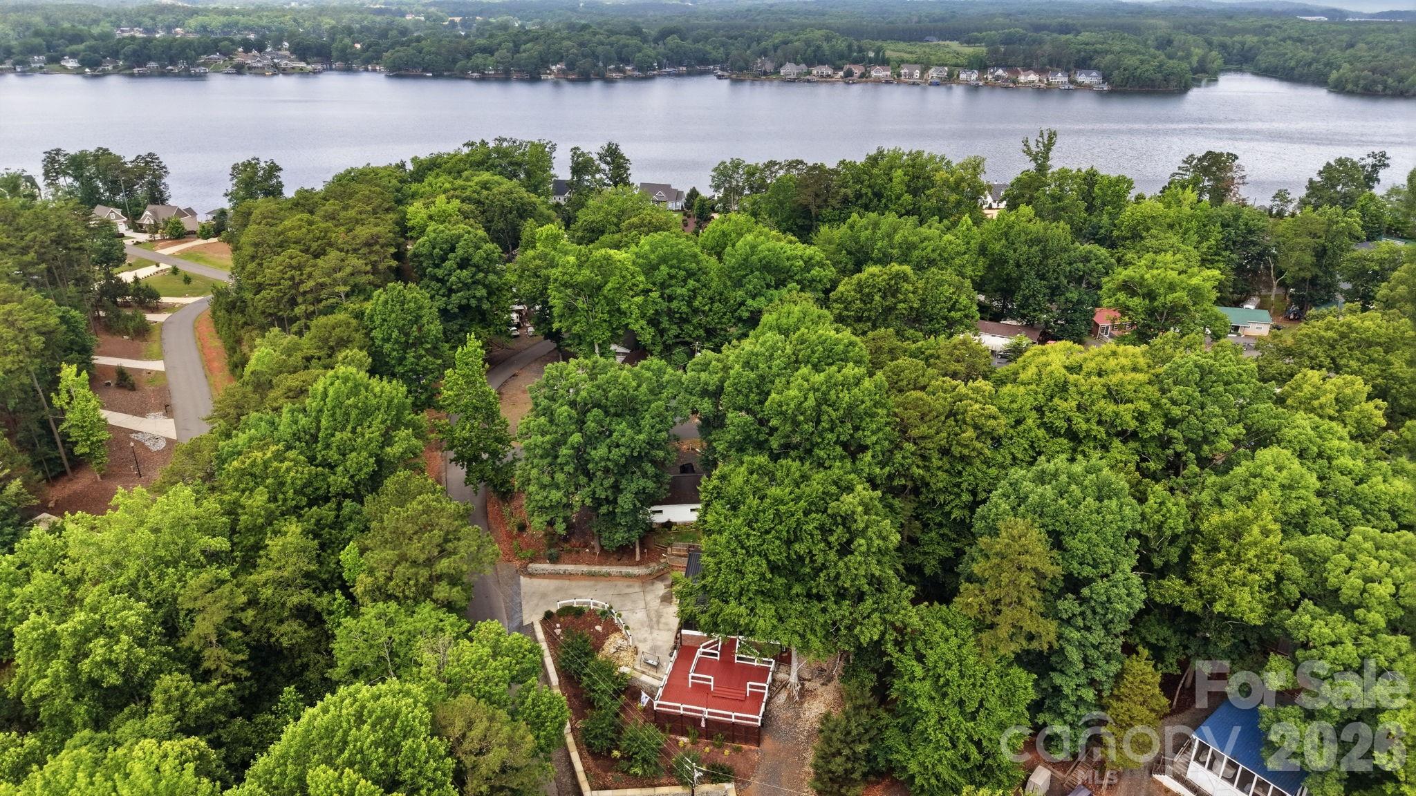 Twin Harbor - Residential