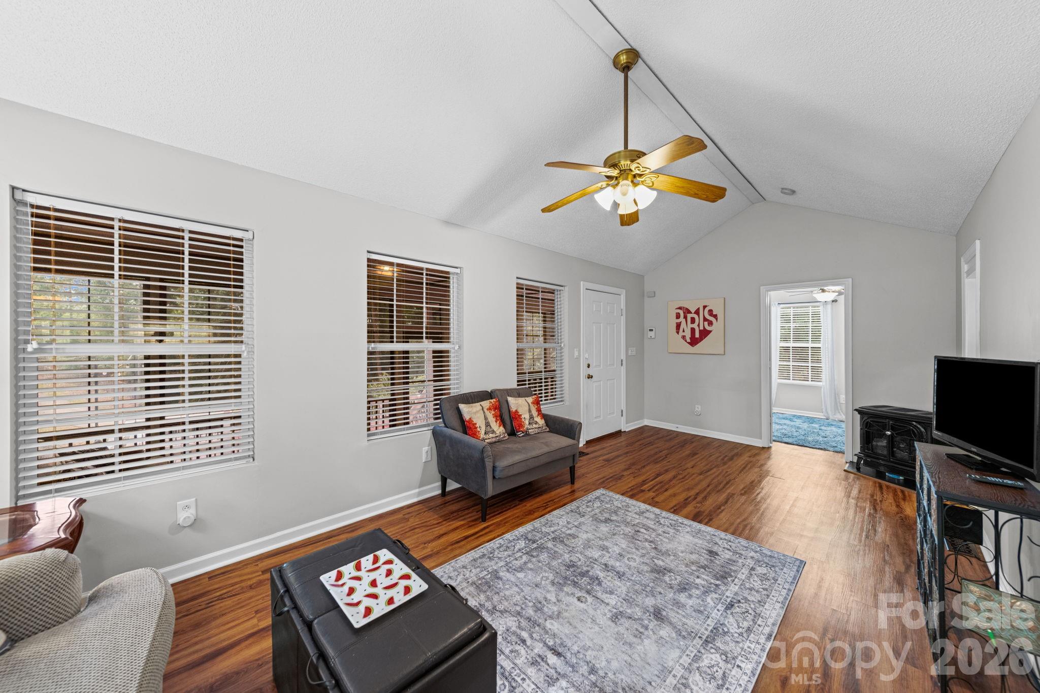 Twin Harbor - Residential