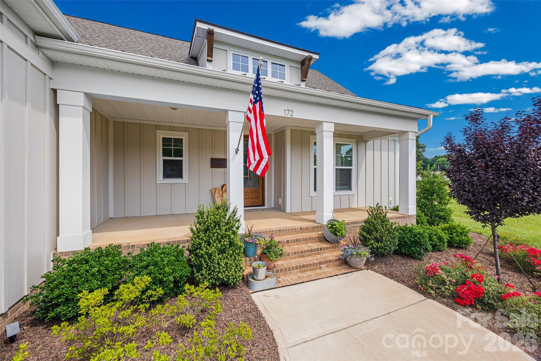 172 Triple Ponds Court