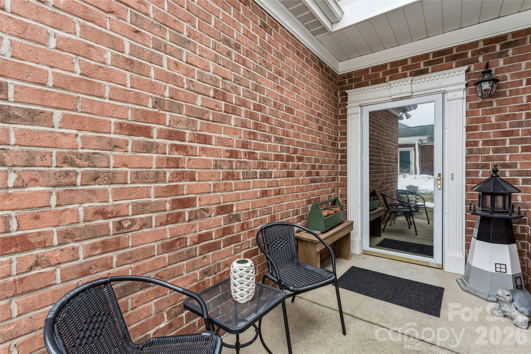 8577 Highland Glen Drive