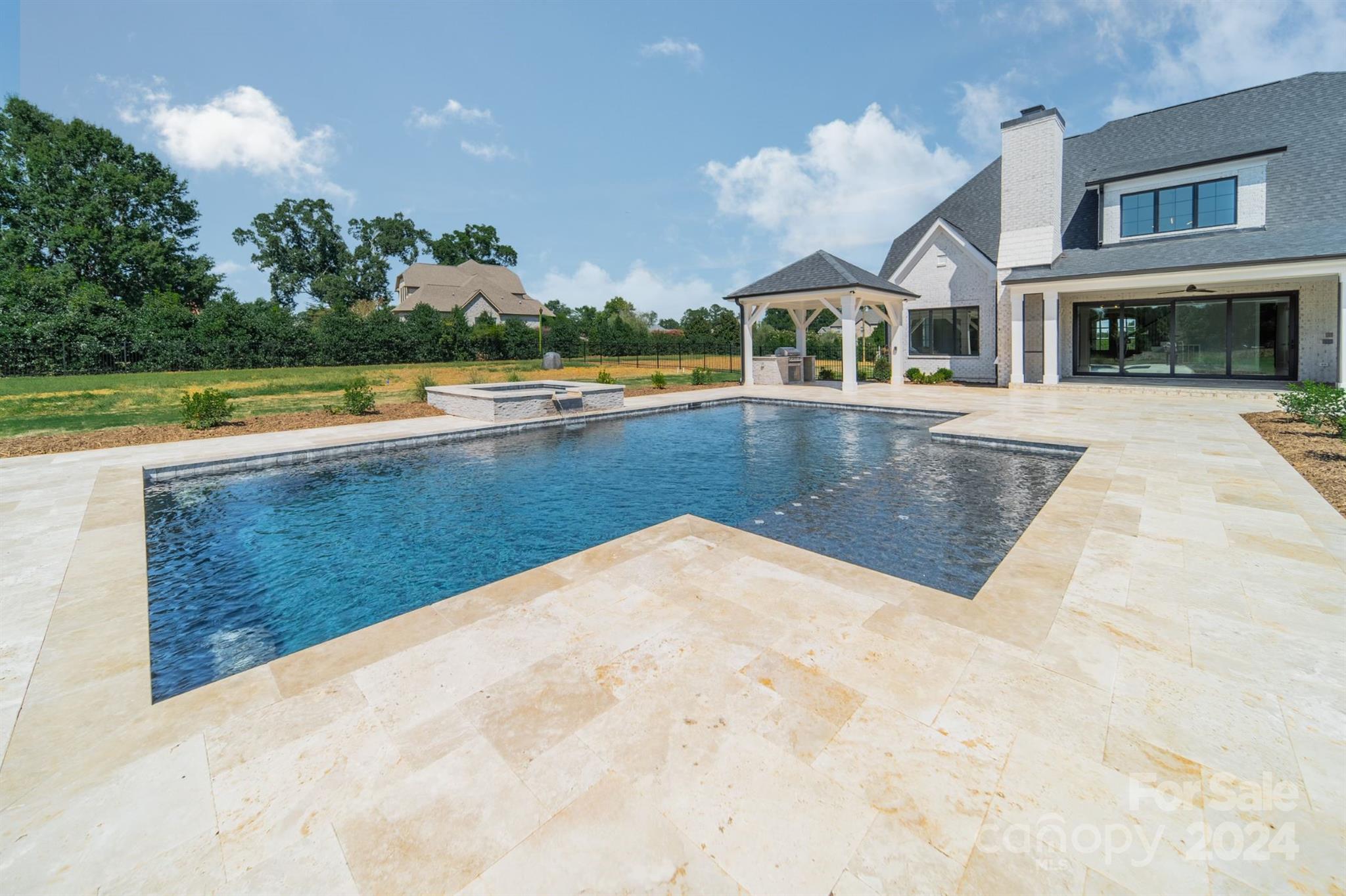 Caroline Acres - Residential