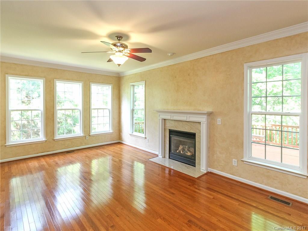 Lake Shore - Residential