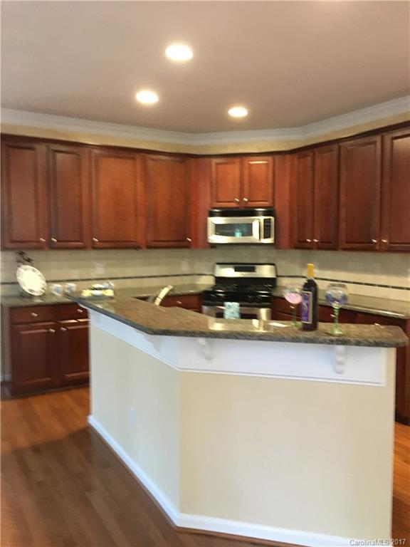 Lake Shore - Residential