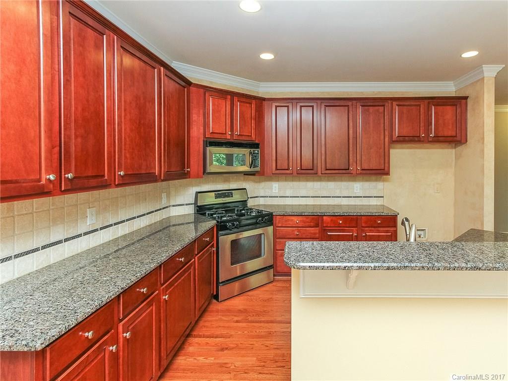 Lake Shore - Residential