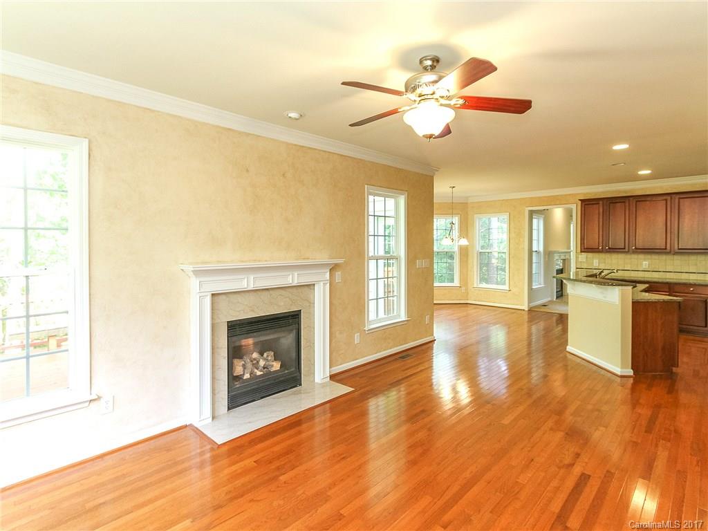 Lake Shore - Residential