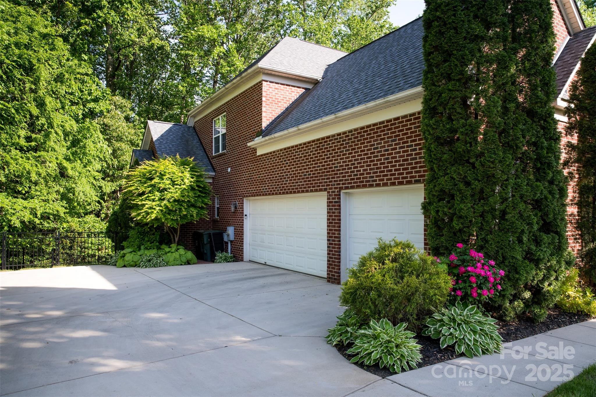 Laurel Park - Residential