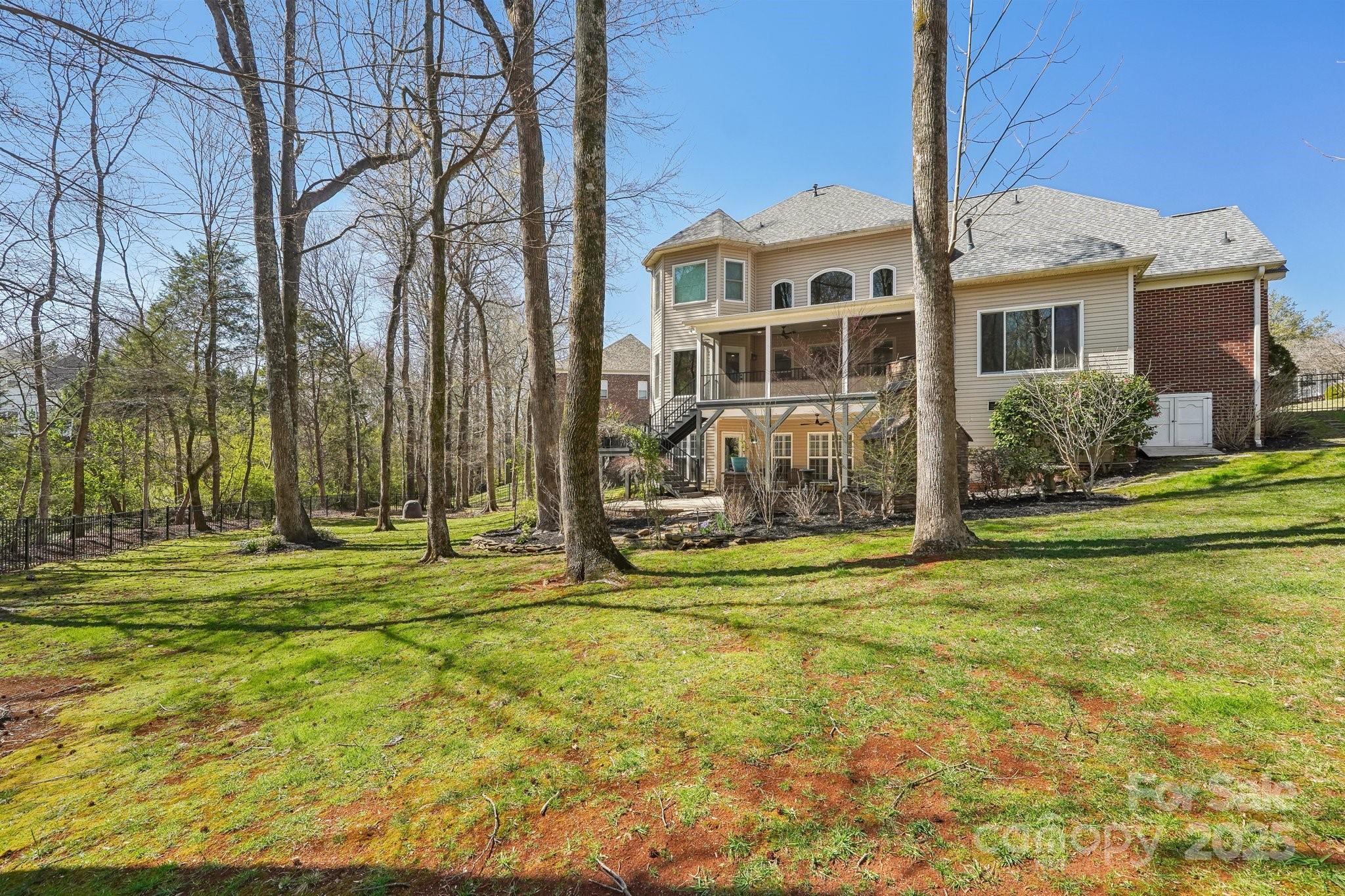 Laurel Park - Residential