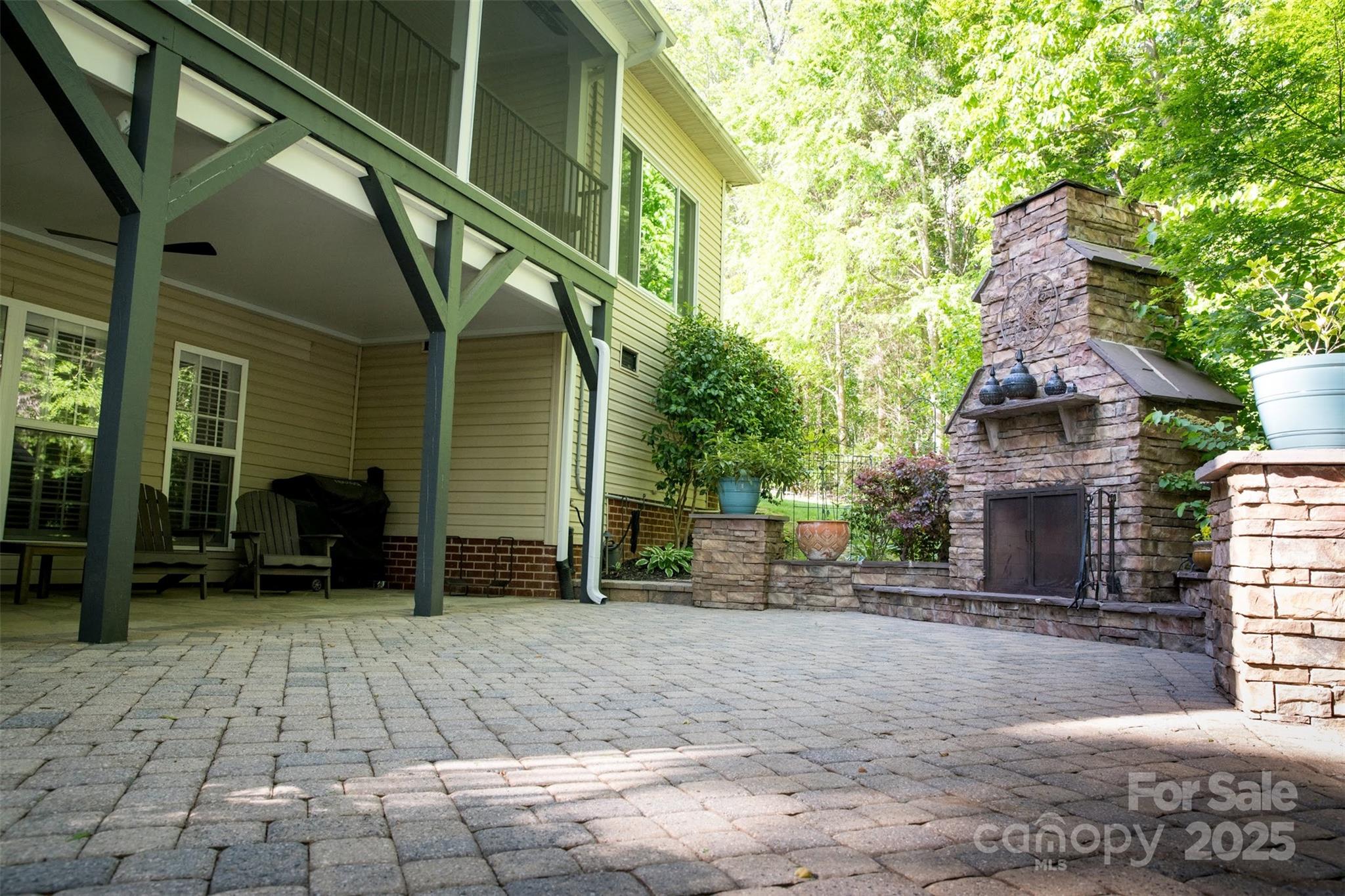 Laurel Park - Residential