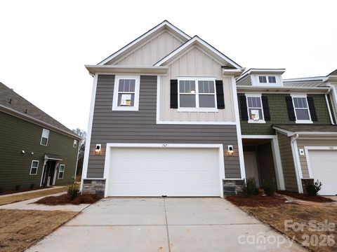 Photo of 767 Kitfox Drive NW, Concord, NC 28027 (MLS # 4337189)