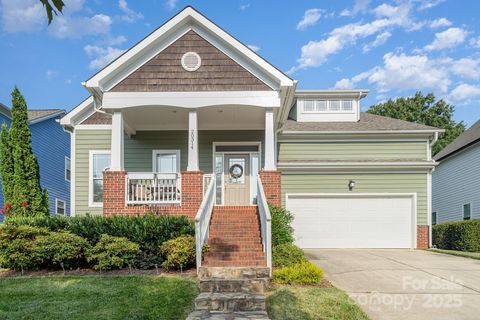 Photo of 20314 Colony Point Lane, Cornelius, NC 28031 (MLS # 4307478)
