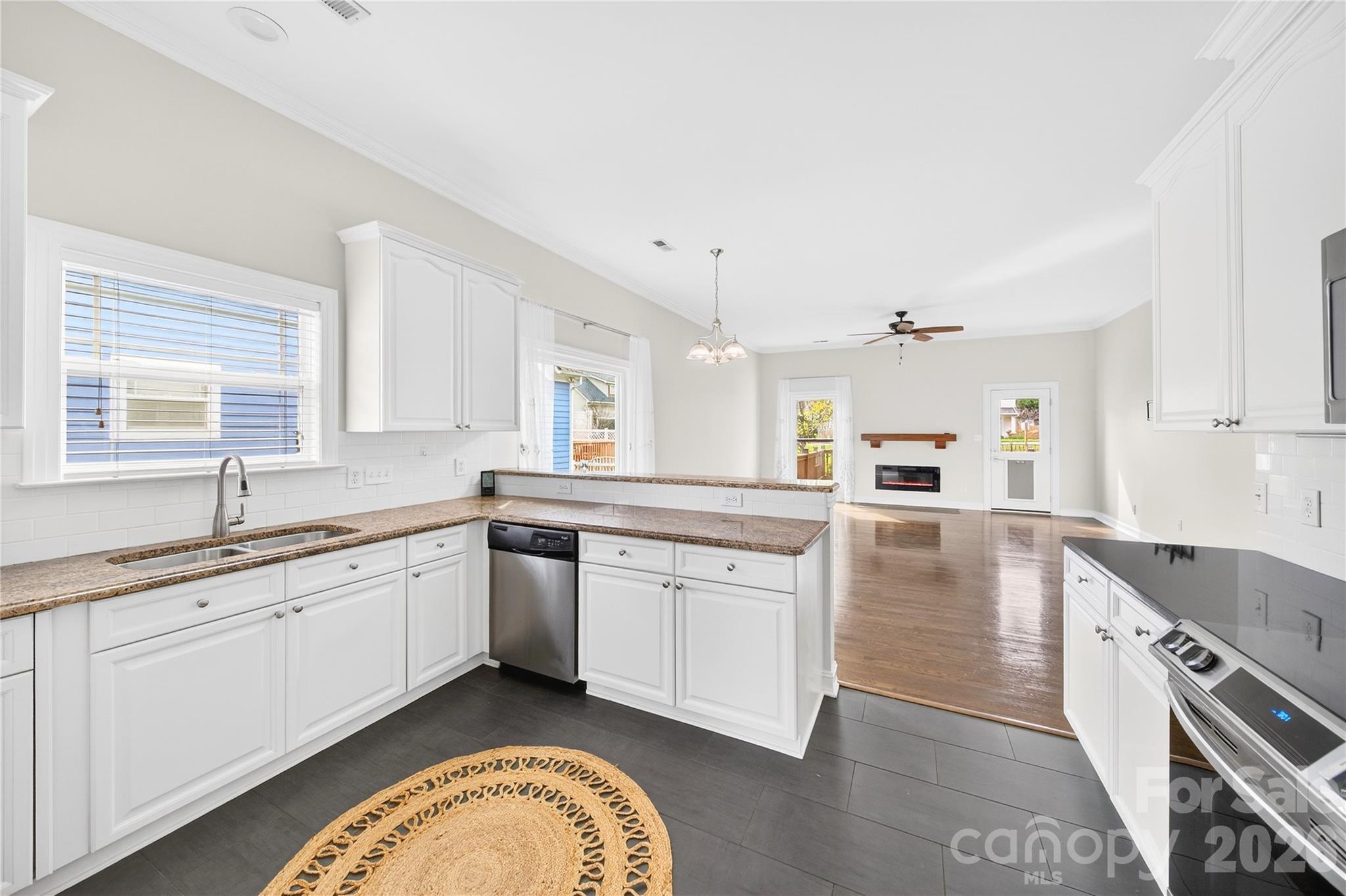 Mckenzie Place - Residential