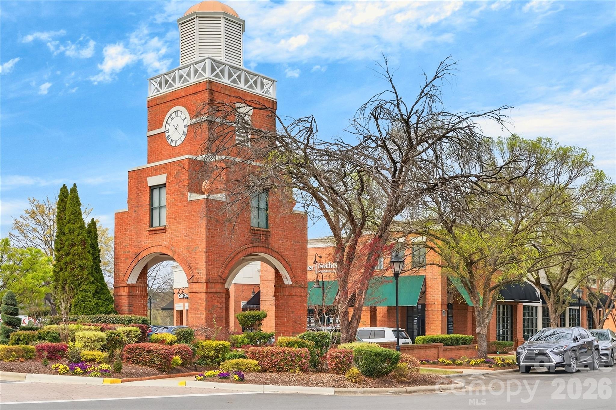 Mckenzie Place - Residential