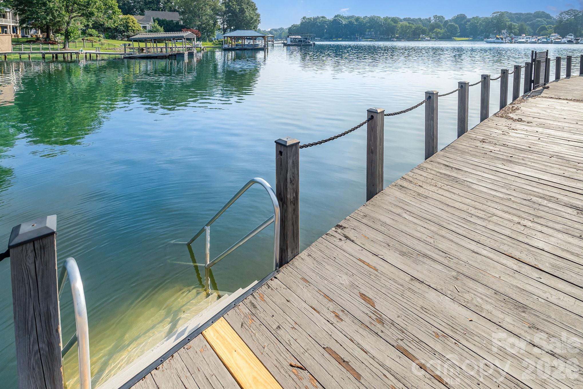 Mckenzie Place - Residential