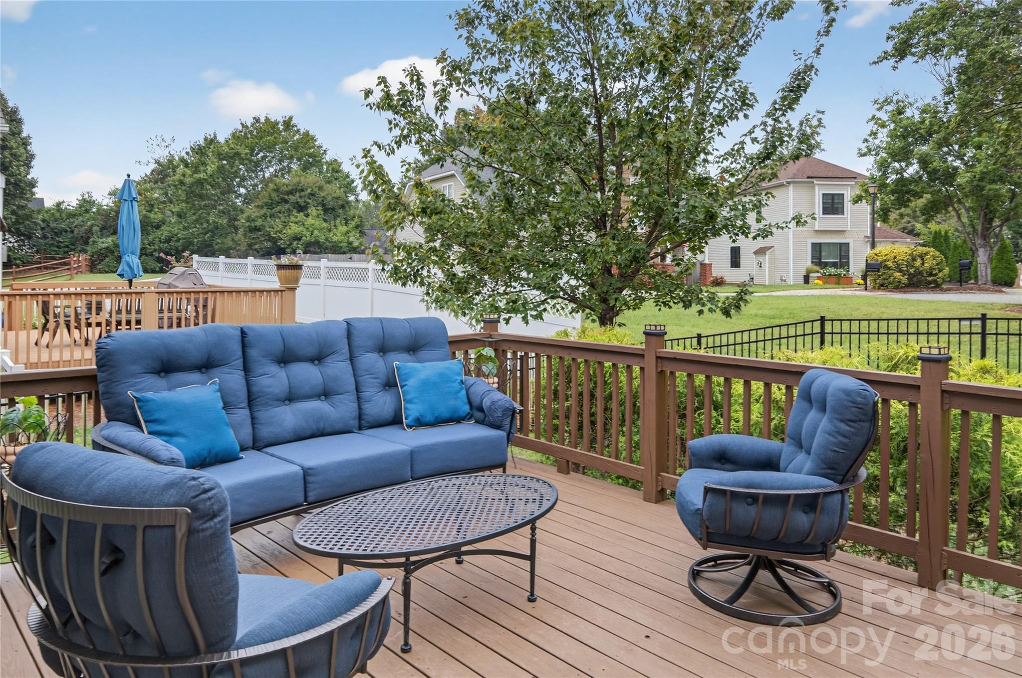 Mckenzie Place - Residential