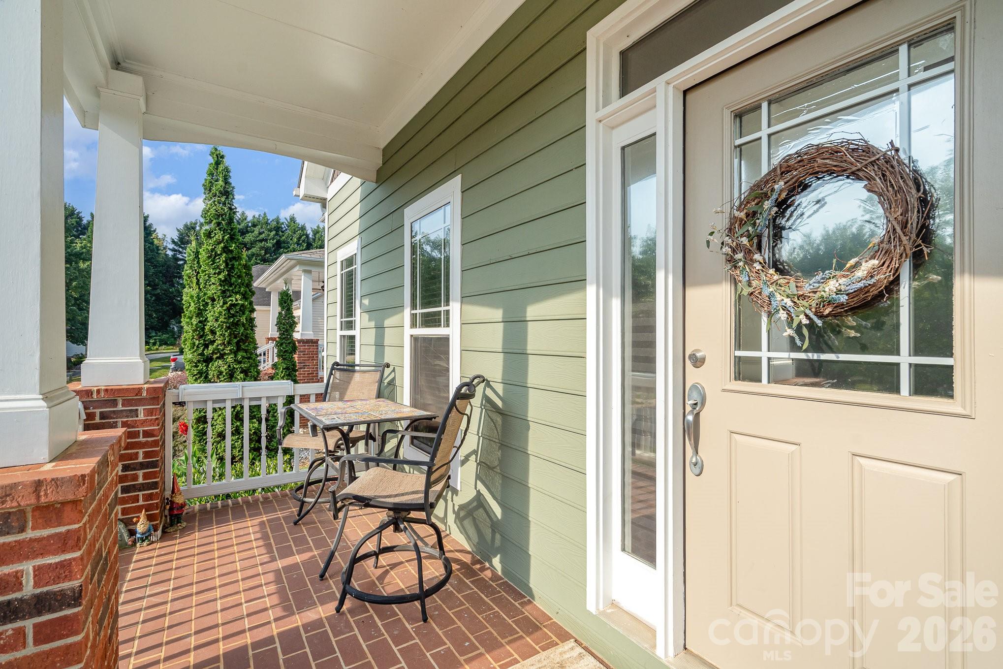 Mckenzie Place - Residential