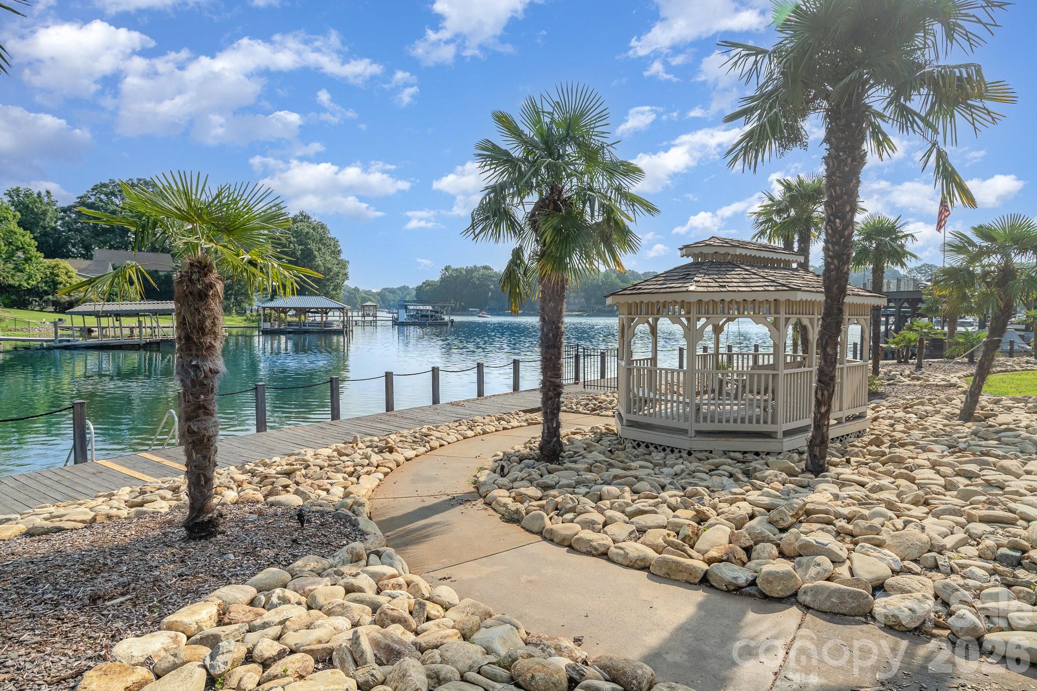 Mckenzie Place - Residential