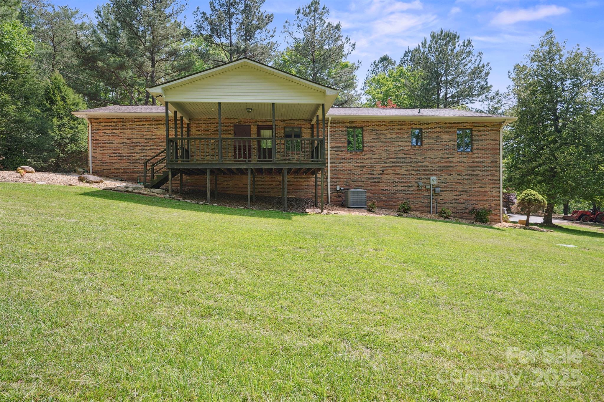 2076 Jay Clark Road